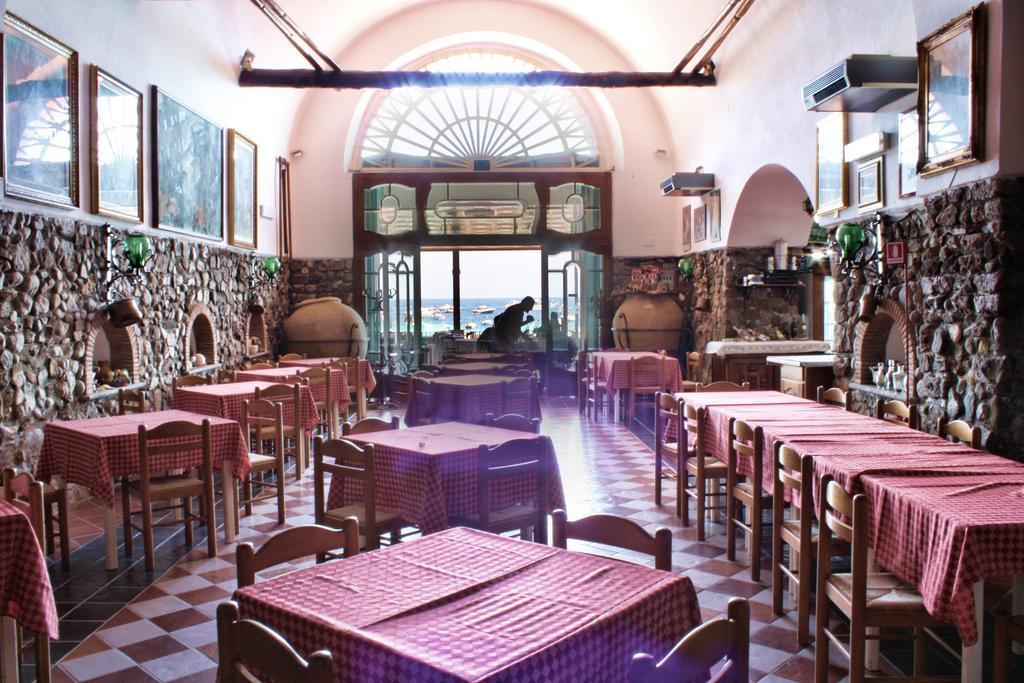 Hotel La Certosa Massa Lubrense Bagian luar foto