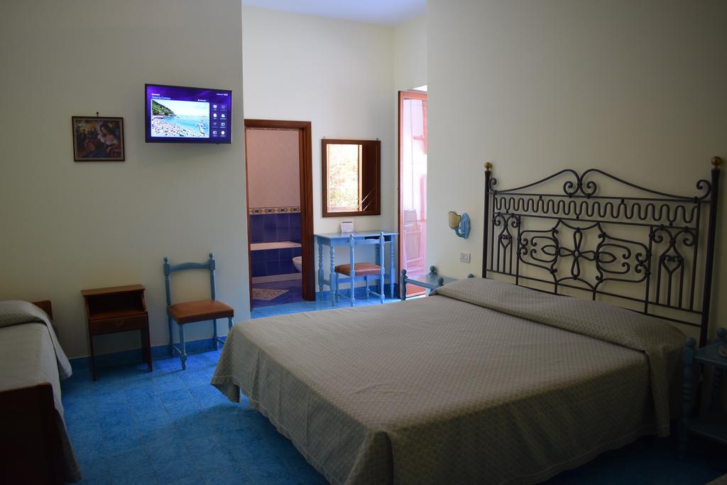 Hotel La Certosa Massa Lubrense Bagian luar foto