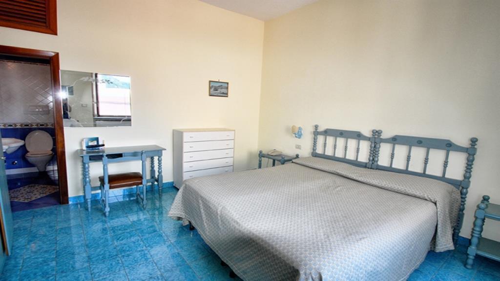 Hotel La Certosa Massa Lubrense Bagian luar foto
